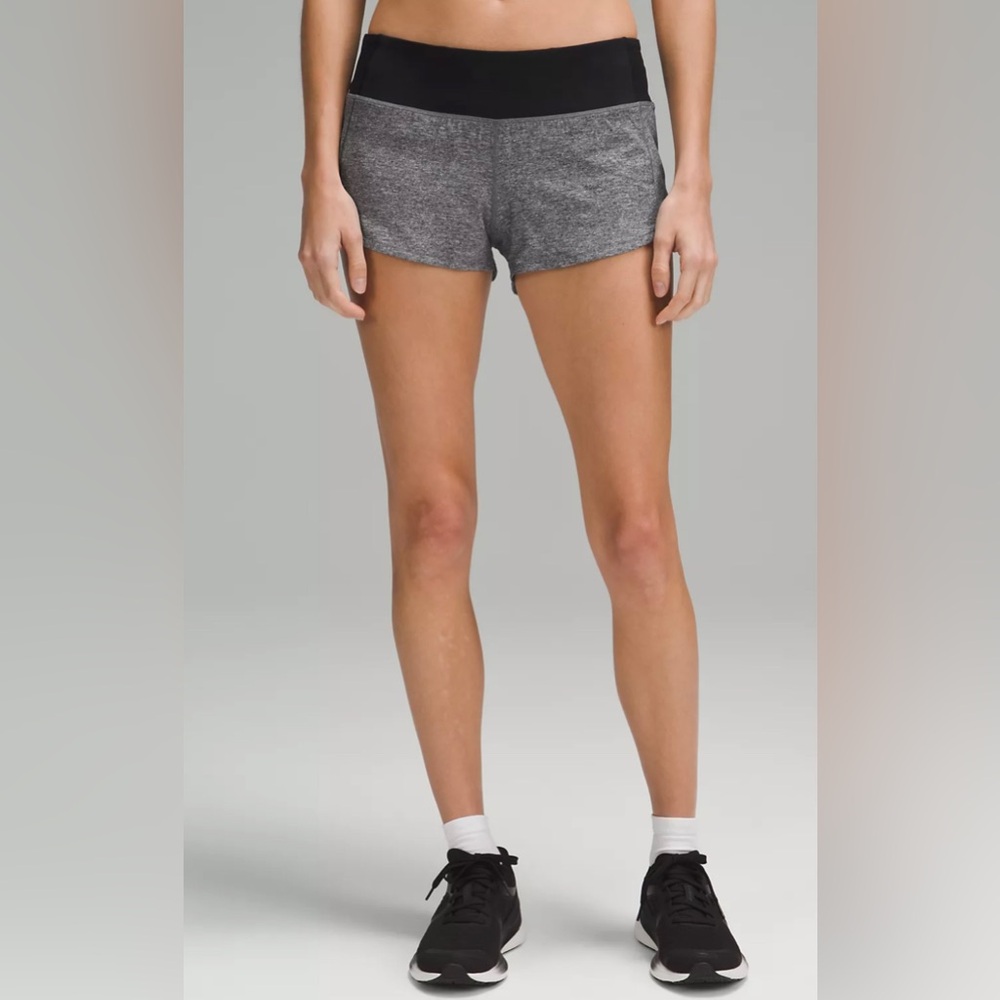 Lululemon Speed Up Low-Rise Lined Short 2.5" SIZE:4